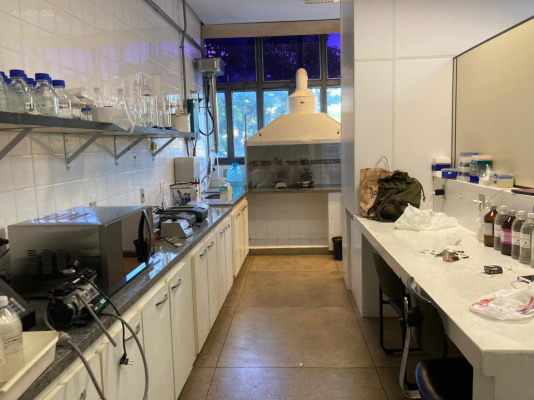Sala microbiológica do laboratório